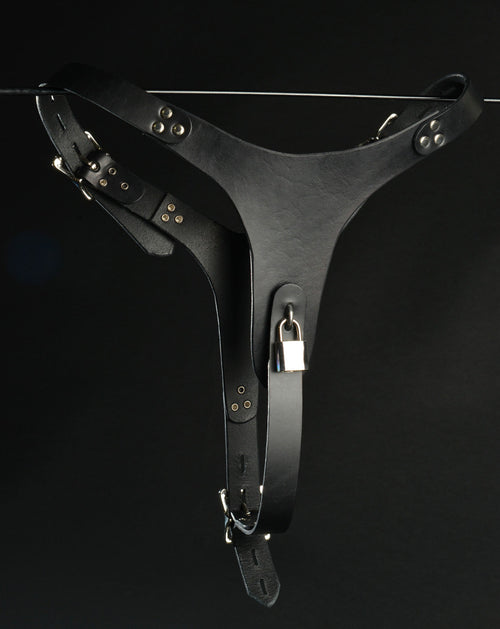 Woman's Leather Chastity Belt