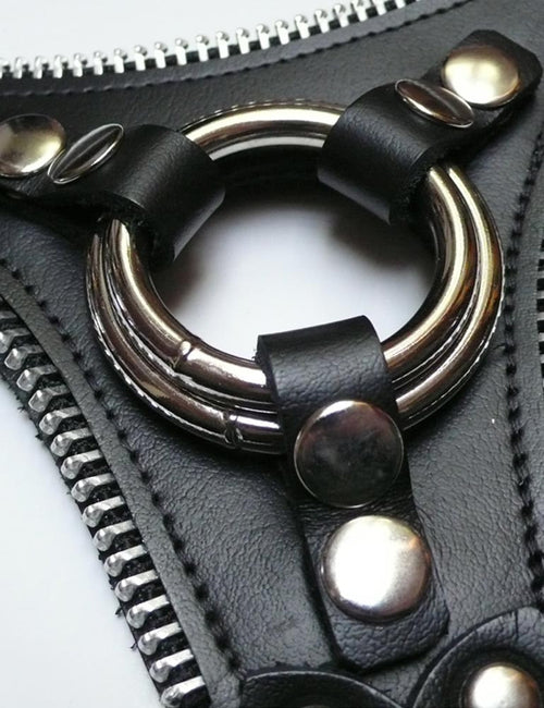 La Butch Strap On (R)