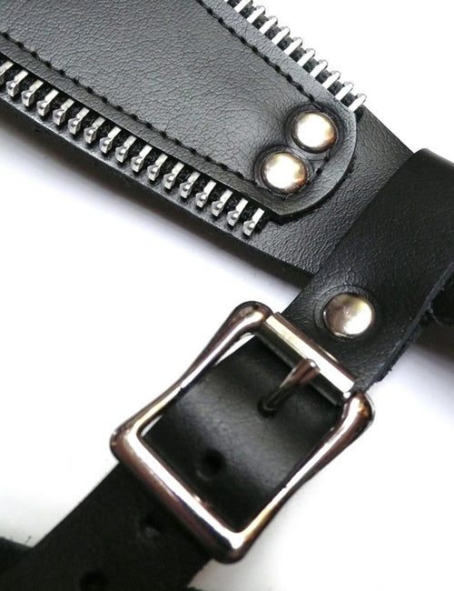 La Butch Strap On (R)