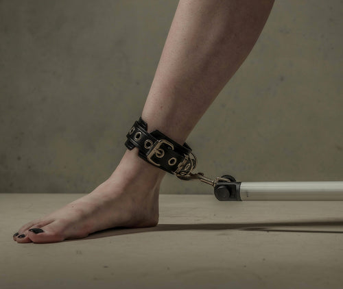 Adjustable Leg Spreader